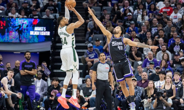 Γιάννης Αντετοκούνμπο: Τα highlights από την επιβλητική εμφάνιση του κόντρα στους Κινγκς