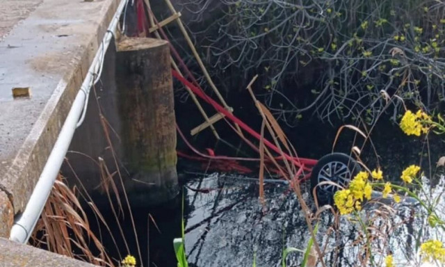Τραγωδία στη Λακωνία: Νεκρή ανήλικη μετά από εκτροπή οχήματος σε κανάλι – Δύο τραυματίες