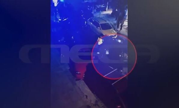 Κορυδαλλός: Μεθυσμένος και χωρίς δίπλωμα οδηγός «καρφώθηκε» σε σταθμευμένα οχήματα