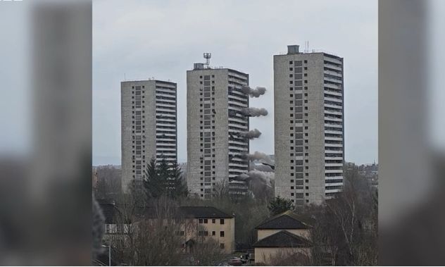 Βίντεο: Εντυπωσιακή κατεδάφιση - Τρεις πολυώροφοι πύργοι της Γλασκώβης κατέρρευσαν σαν χάρτινοι...