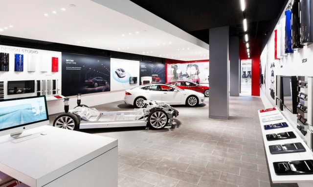 Tesla: 13% πέφτουν οι πωλήσεις του Μασκ στην πιο φιλική χώρα για τα ηλεκτρικά αυτοκίνητα