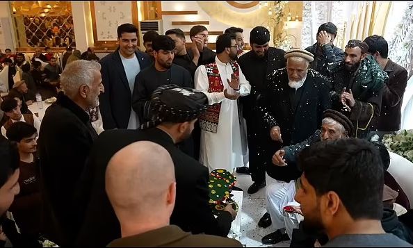 Αφγανιστάν: Μέσα στον γάμο των Ταλιμπάν όπου απαγορεύτηκε στη νύφη να παραστεί