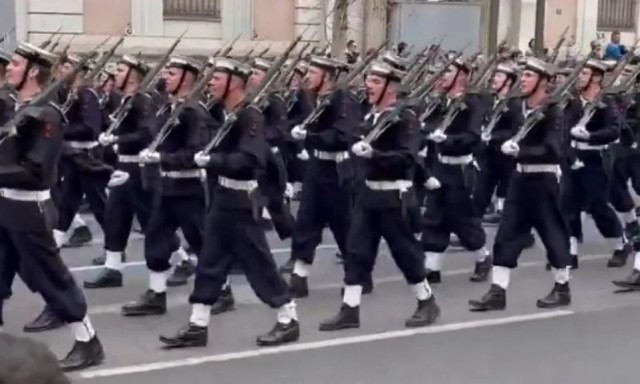 Αυτές είναι οι ποινές των σπουδαστών της ΣΜΥΝ που φώναξαν συνθήματα κατά της Τουρκίας στην παρέλαση