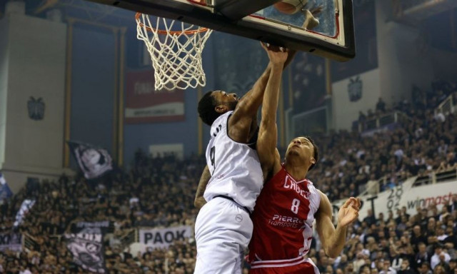 FIBA Europe Cup: Ο ΠΑΟΚ λύγισε στην εκπνοή από τη Σολέ και πάει στη Γαλλία για την ανατροπή