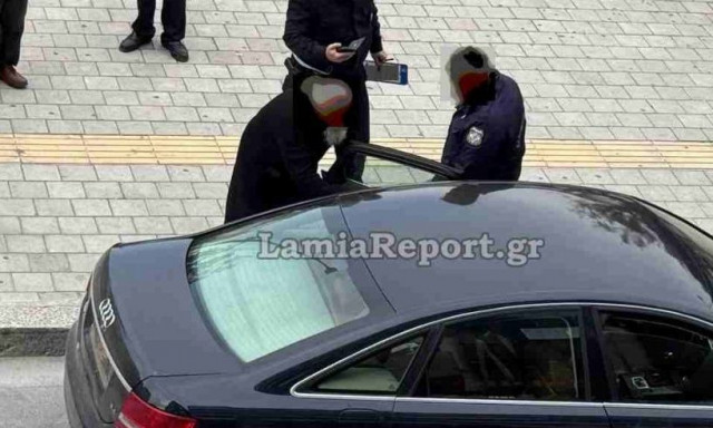 Λαμία: «Είχα πάνω μου τον Χριστό», λέει ο Αρχιμανδρίτης που επιτέθηκε σε αστυνομικούς