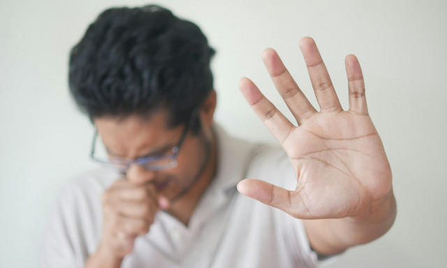 Γιατί κάποιοι άνθρωποι φτερνίζονται πιο δυνατά - Υπάρχει τρόπος να... μειώσετε τον θόρυβο