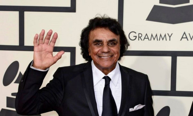 Αποσύρεται ο τραγουδιστής Johnny Mathis από την ενεργό δράση