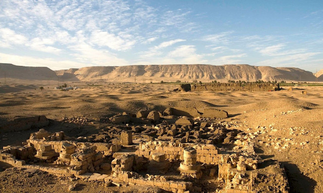 Αίγυπτος: Δέος στην Άβυδο - Αρχαιολόγοι βρήκαν τεράστιο τάφο άγνωστου Φαραώ θαμμένο στην άμμο