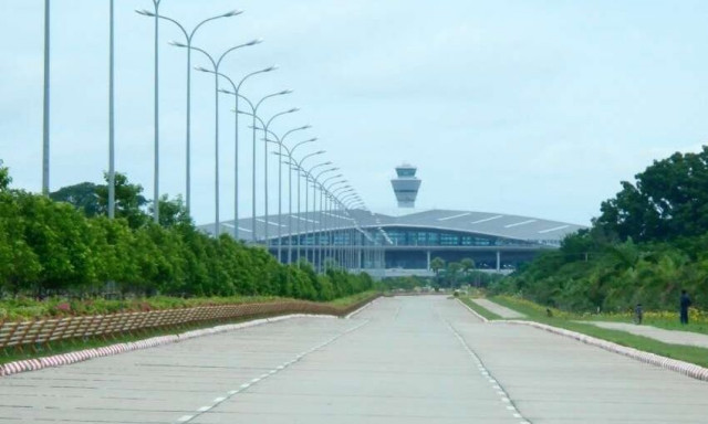 Σεισμός τώρα στη Μιανμάρ: Κατέρρευσε ο πύργος ελέγχου του αεροδρομίου – Νεκροί όλοι οι εργαζόμενοι