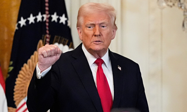 Ο Ντόναλντ Τραμπ «σκίζει» σε νέες δημοσκοπήσεις – «Δημοφιλέστερος και από την πρώτη θητεία του»