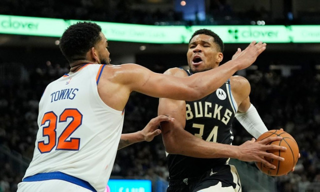 Γιάννης Αντετοκούνμπο: Πλησίασε το τριπλ νταμπλ σε κακό βράδυ των Μπακς – Όλα τα αποτελέσματα