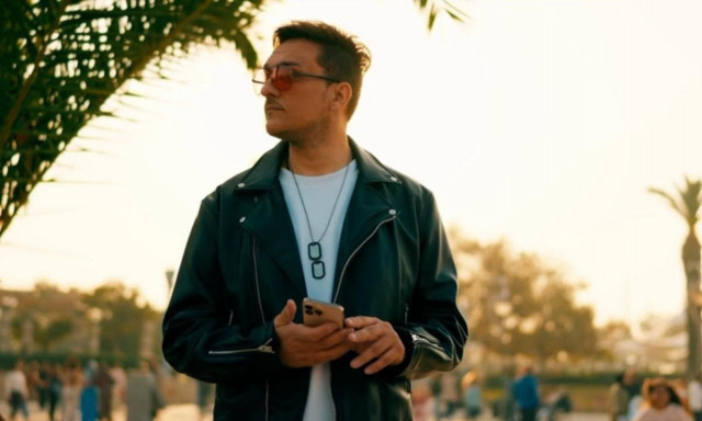 Θάνος Δαρούσης: Εντυπωσιάζει το νέο του video clip - Γυρίστηκε στη Σμύρνη