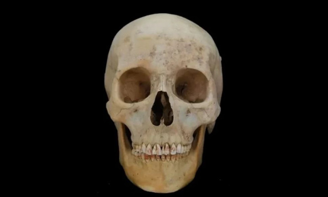 «Κόκκινη Πριγκίπισσα» στον Δρόμο του Μεταξιού: Τα μυστικά του σκελετού με τα βαμμένα κόκκινα δόντια