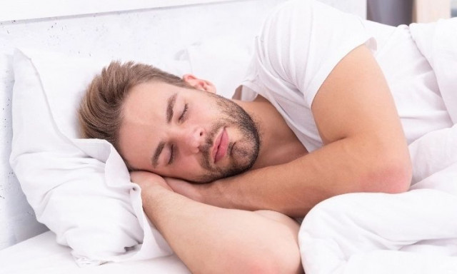 Μέθοδος 10-3-2-1-0: Ποια είναι η καναδική τεχνική που θα σε κάνει να κοιμάσαι γρήγορα και ξεκούραστα