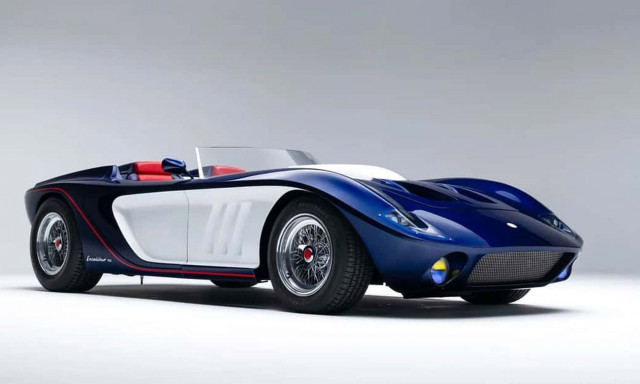 To Excalibur RS Roadster είναι ένα και μοναδικό