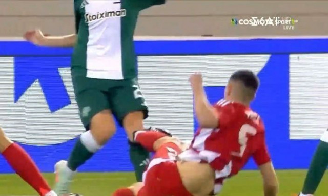 Super League: Η ανάλυση Λανουά για το ΑΕΚ - ΠΑΟΚ | Ξέχασε την κόκκινη στο Ολυμπιακός - Παναθηναϊκός