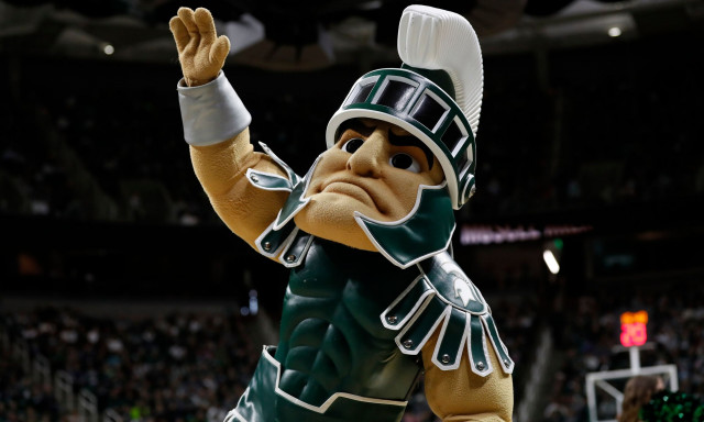 ΗΠΑ: Αφροαμερικανός πατέρας πειράχτηκε με μασκότ... Σπαρτιάτη - «Συμβολίζει την υποδούλωση»