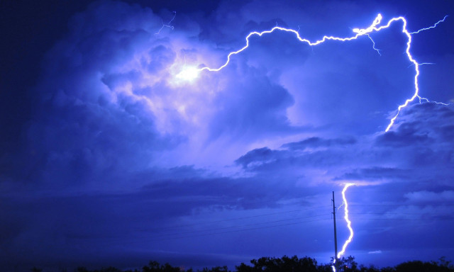 Έκτακτο Δελτίο ΕΜΥ: Συνεχίζονται και την Τετάρτη τα έντονα φαινόμενα- Πού θα «χτυπήσει» η κακοκαιρία