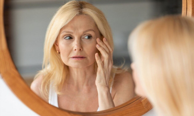 Το «μυστικό» για να μη γεράσετε - Καθηγητής εξηγεί πώς να δείχνετε 5-10 χρόνια νεότεροι