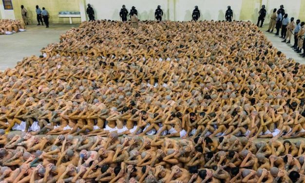 ΗΠΑ: Δικαστική απόφαση ζητά να επιστρέψει μετανάστης που απελάθηκε κατά λάθος σε φυλακή στο Σαλβαδόρ