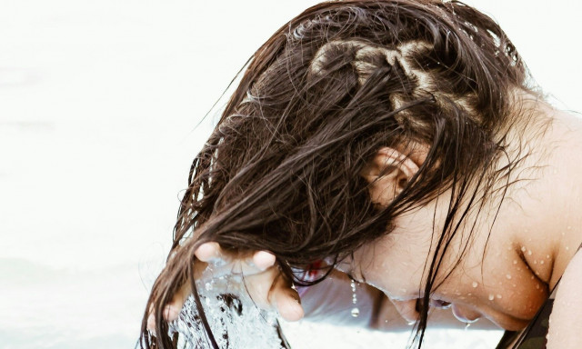 Eπιστήμονες ανακάλυψαν έναν απλό τρόπο αντιμετώπισης της τριχόπτωσης