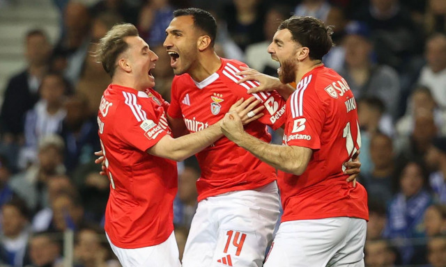 Εκπληκτικός Παυλίδης, σκόραρε στα 40’’ στο Πόρτο – Μπενφίκα