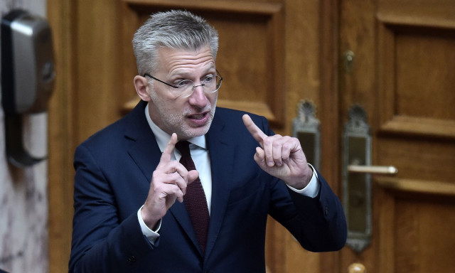 Σκέρτσος για αυτοκινητόδρομο Πατρών-Πύργου: Έργο-μακέτα που δεν επρόκειτο ποτέ να παραδοθεί