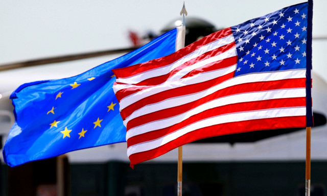 Ευρωπαϊκή Επιτροπή: Δασμοί 25% σε αμερικανικά προϊόντα από 16 Μαΐου - Εκτός λίστας το μπέρμπον