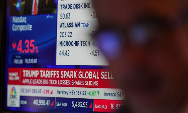 «Μαύρη Δευτέρα» στα διεθνή χρηματιστήρια: Πτώση 6% του FTSE 100, κατάρρευση 9% στο Τόκιο,