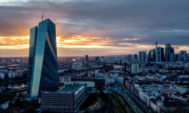 ΕΚΤ για δασμούς: Η παγκόσμια οικονομική ανάπτυξη έχει επιδεινωθεί μαζικά