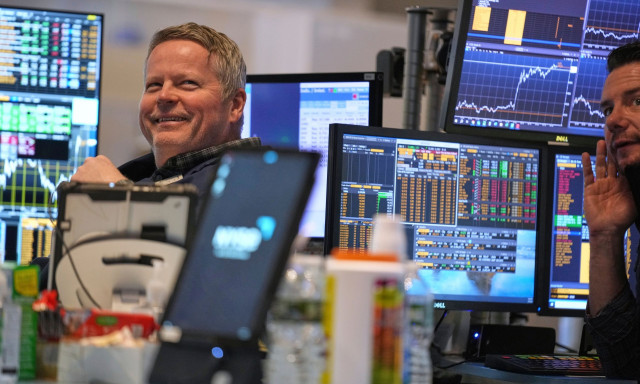 Roller coaster οι αγορές: +9,5% ο S&P 500 - Η καλύτερη επίδοσή του από τον Β' Παγκόσμιο Πόλεμο