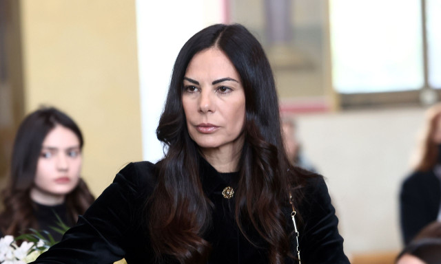 Εύη Βατίδου: «Μπορεί να μην ξέρω πόσο κάνει το κολοκυθάκι, αλλά έγινα μάστορας»