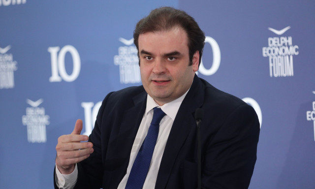 Πιερρακάκης: Δεν συζητάμε επιστροφή 13ου και 14ου μισθού - Μικρή η έκθεση της Ελλάδας στους δασμούς