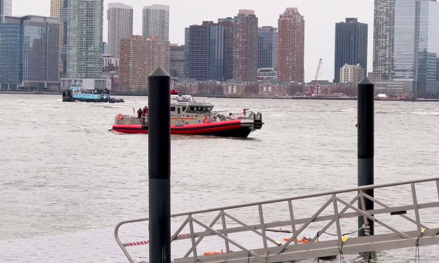 Η στιγμή της πτώσης του ελικοπτέρου στη Νέα Υόρκη - Σκληρές εικόνες