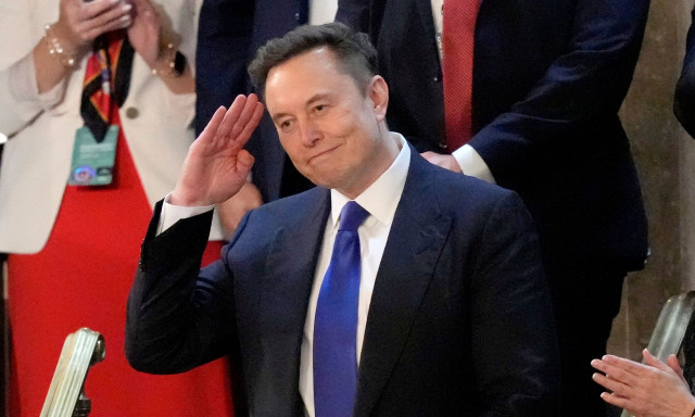 Έλον Μασκ: Θέλει να «χτίσει» μια σύγχρονη Βιβλιοθήκη της Αλεξάνδρειας... στο διάστημα