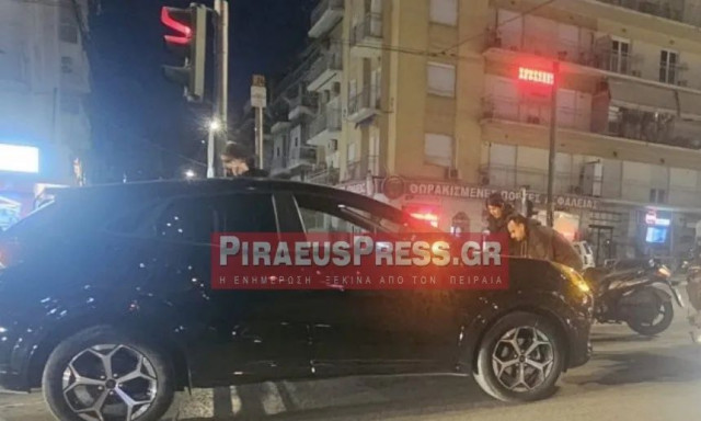 Τροχαίο με τζιπ και μηχανή στη Λεωφόρο Αλεξάνδρας - Κλειστές δύο λωρίδες