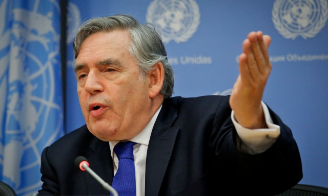 Γκόρντον Μπράουν: Ο Τραμπ ωθεί τον κόσμο προς την ύφεση - Πώς μπορούμε να την αποτρέψουμε