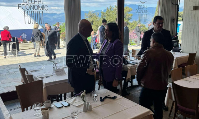 Δελφοί 2025: Θερμό τετ α τετ Δένδια-Κεραμέως