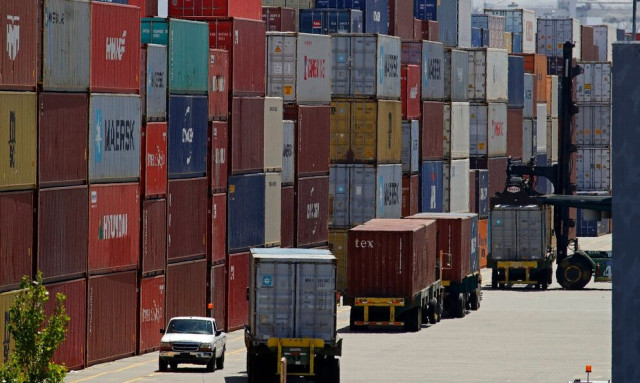 Πιερρακάκης: Θετική εξέλιξη η συμφωνία ΕΕ-ΗΠΑ - Αποτροπή ενός εμπορικού πολέμου