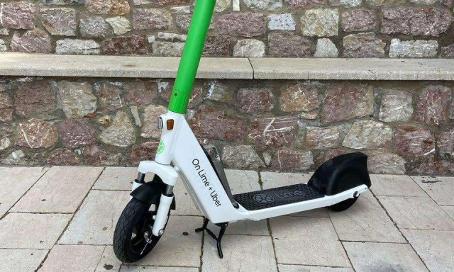 Κολωνός: Οι αστυνομικοί εξάρθρωσαν εγκληματική οργάνωση που... προδόθηκε από το ηλεκτρικό πατίνι