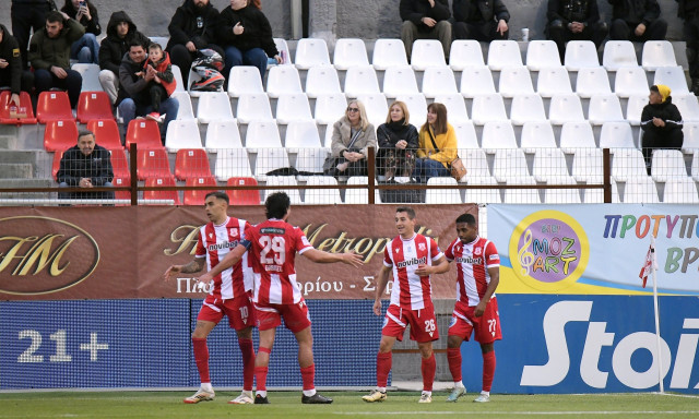 Πανσερραϊκός – Athens Kallithea 3-1: Νίκη μισή παραμονή σε ματς πραγματικό ντέρμπι