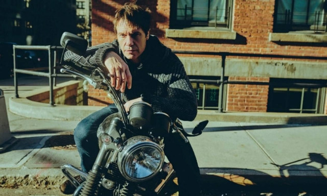 Στράτος Τζώρτζογλου: «Το ρολόι ξαφνικά σταμάτησε όταν πέθανε η μάνα μου»