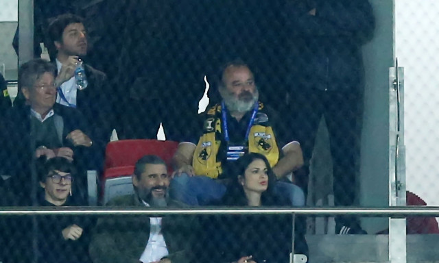 Ολυμπιακός – ΑΕΚ: «Είναι ντροπή! Τραμπούκοι χτύπησαν Ρότα, Κοϊτά» - Έξαλλος ο Ηλιόπουλος