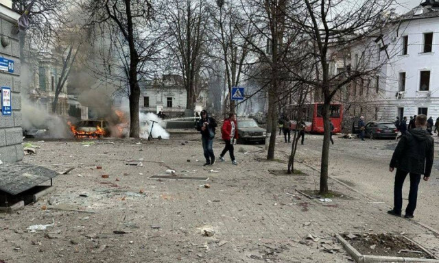 Ουκρανία: Τουλάχιστον 20 νεκροί από ρωσική πυραυλική επίθεση στο κέντρο του Σούμι