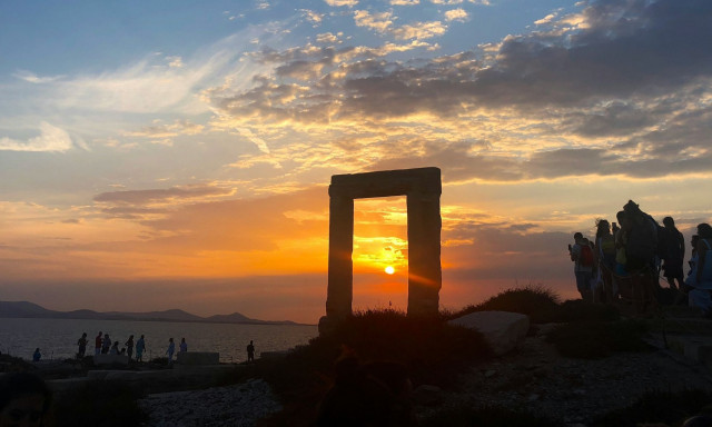 Το Πάσχα στη Νάξο «πρωταγωνιστεί» στη γερμανική τηλεόραση​​​​​​​​​​​
