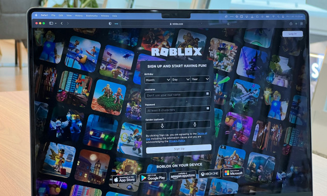 Τέξας: Mηνύει την Roblox επειδή «θέτει τους παιδόφιλους και τα κέρδη» πάνω από την ασφάλεια