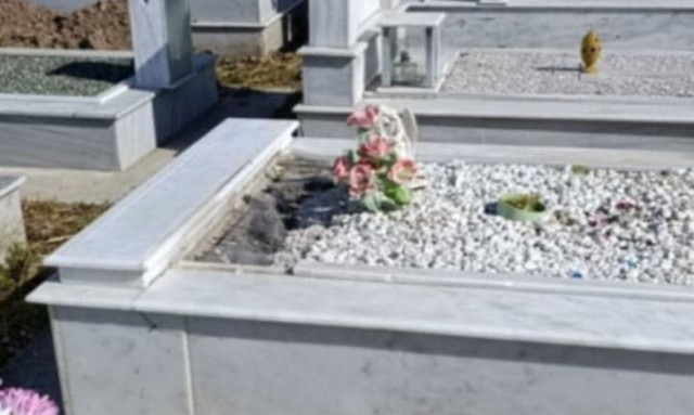 Λάρισα: Έσπασαν και βεβήλωσαν μνήματα στο νέο κοιμητήριο της πόλης
