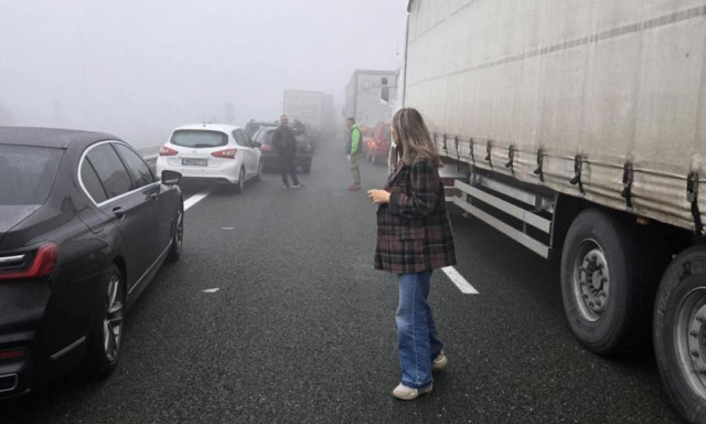 Πέτη Πέρκα: «Είμαστε εγκλωβισμένοι» – Πώς έζησε η βουλευτής το τροχαίο δυστύχημα στην Κοζάνη