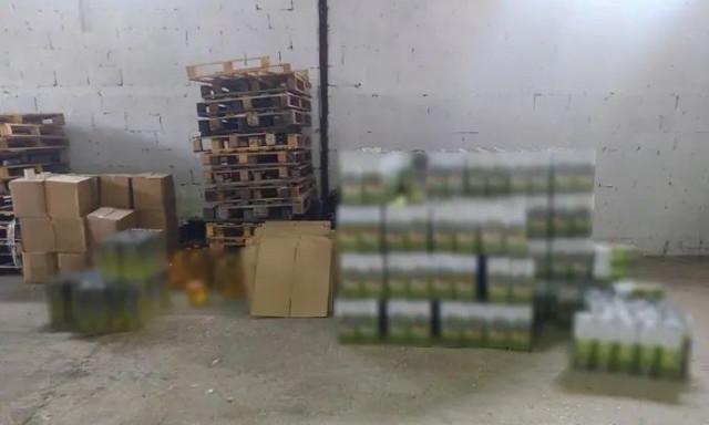 Θεσσαλονίκη: Πώς δρούσε η σπείρα που πουλούσε ηλιέλαιο ως «εξαιρετικά παρθένο ελαιόλαδο»