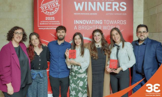 Coca-Cola Τρία Έψιλον: Amita Free και Tsakiris Sticks Cups αναδείχτηκαν «Προϊόντα της Χρονιάς 2025»